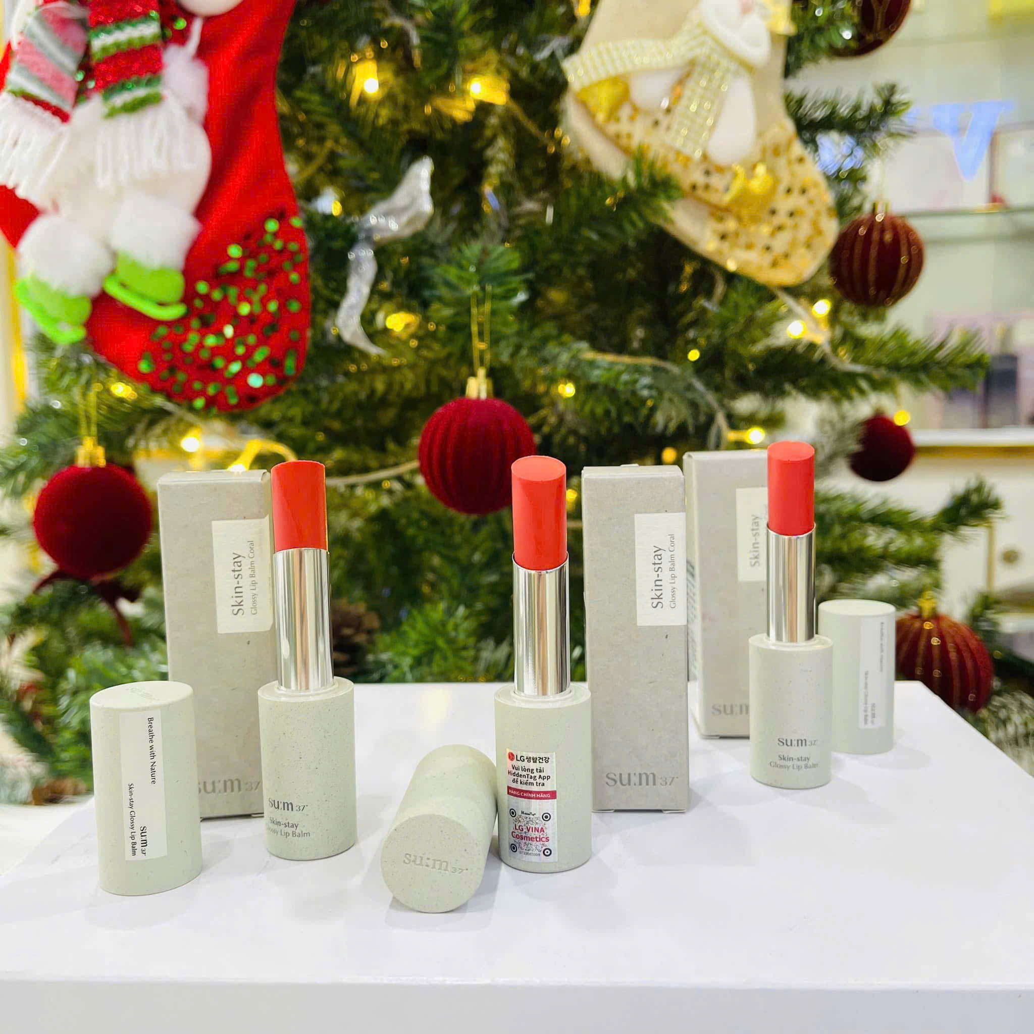 Son dưỡng sum:37 Skin-stay Glossy Lip Balm 